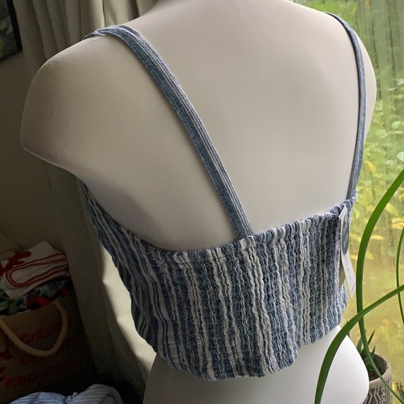 𝅺nwt Kismet Lily Crop Top Linen Blend Striped Blue Sexy Cropped Top - Picture 5 of 7